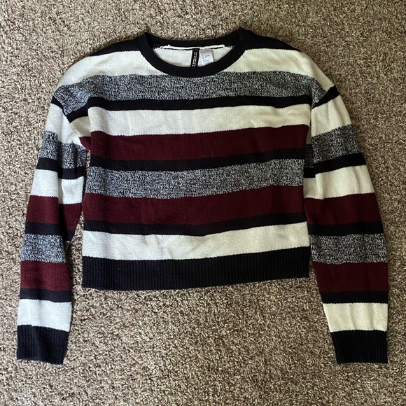 H&M Sweater - Picture 1 of 3